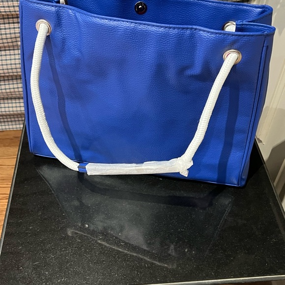 Leather Summer Shoulder Bag - Picture 3 of 4